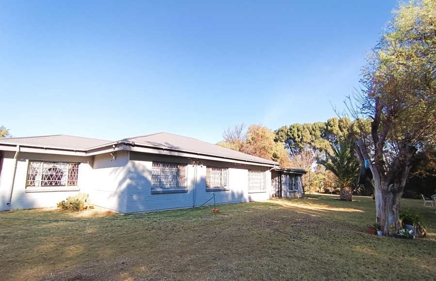 3 Bedroom Property for Sale in Bloemdal Free State